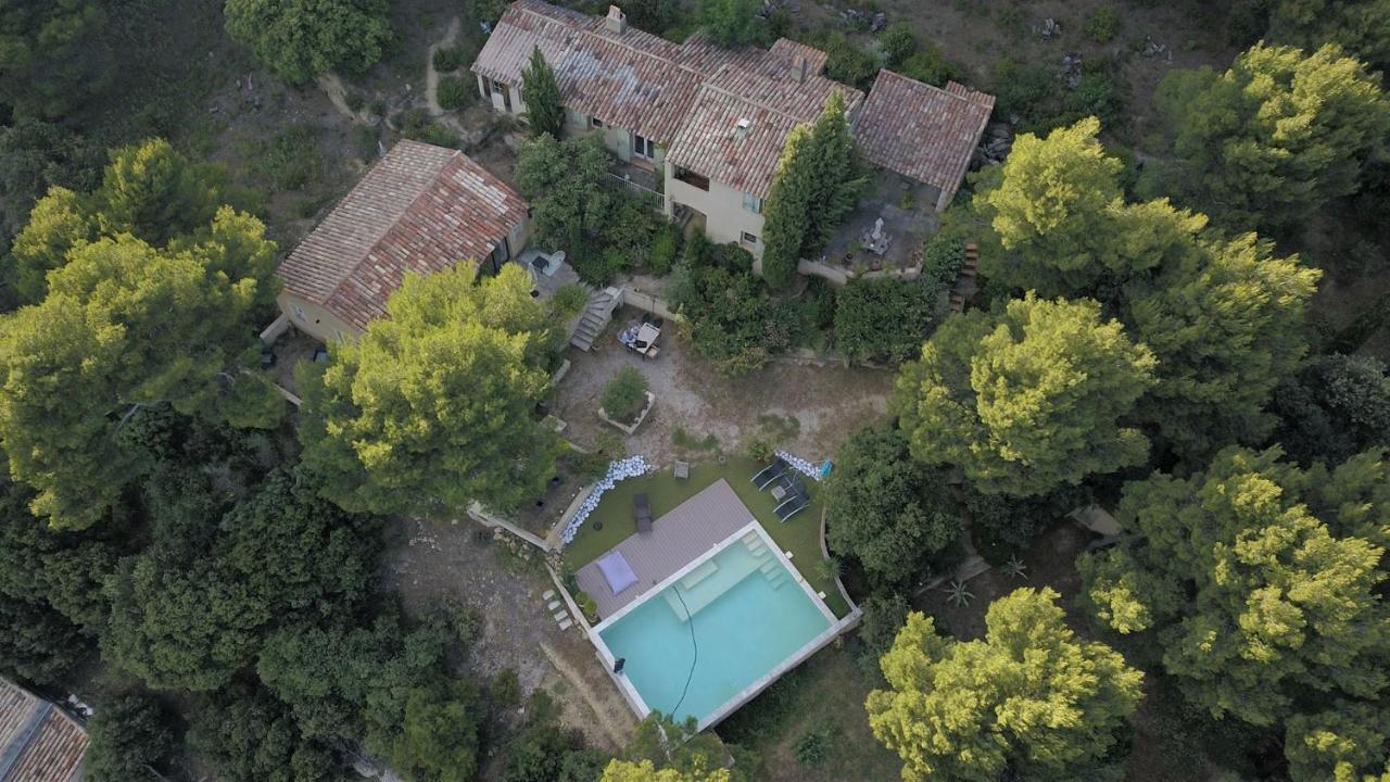 La Maison De Charlie Vaugines Bagian luar foto