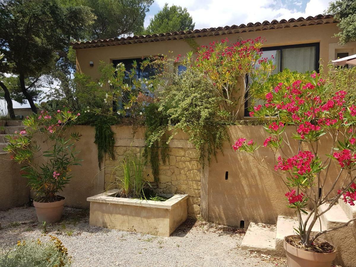 La Maison De Charlie Vaugines Bagian luar foto