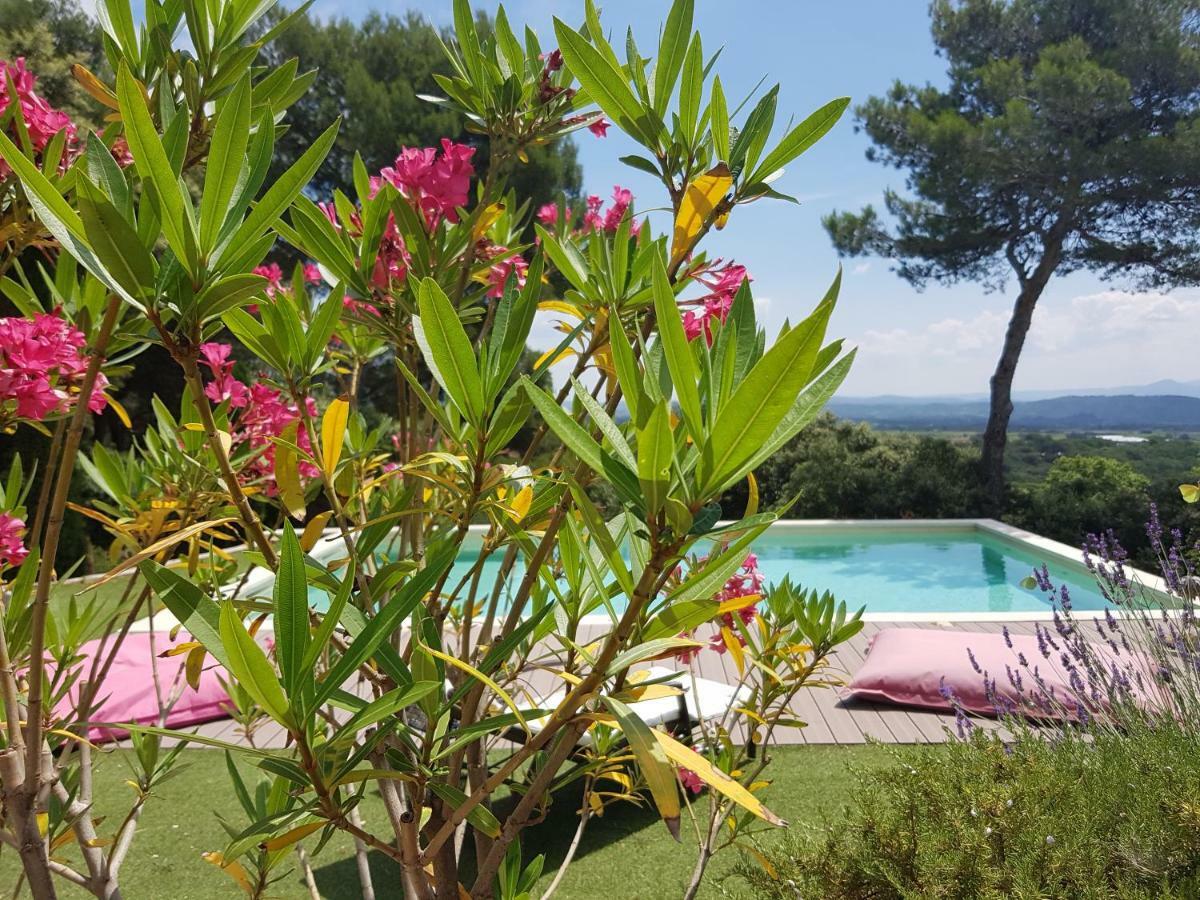 La Maison De Charlie Vaugines Bagian luar foto